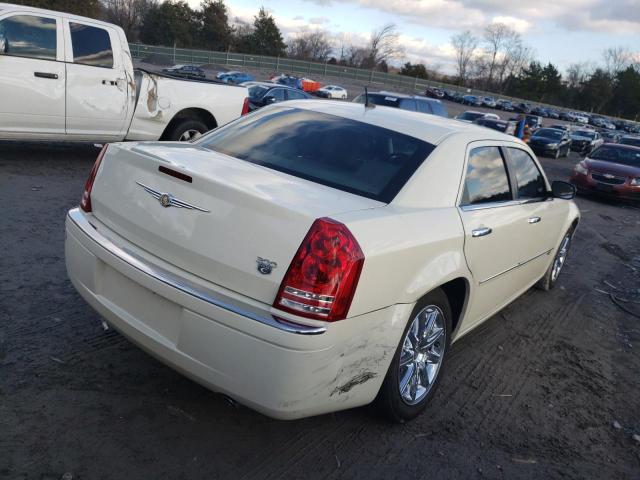 Photo 3 from auction – 2008 CHRYSLER 300C with VIN 2C3KA63H08H180358