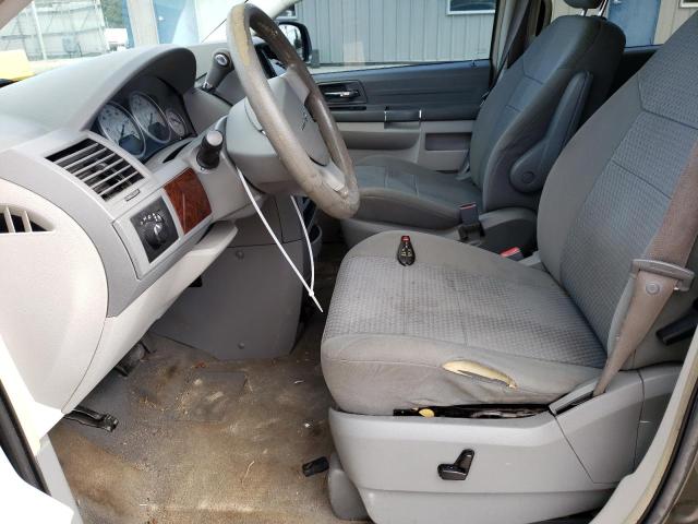 Photo 7 from auction – 2010 CHRYSLER TOWN & COU with VIN 2A4RR4DE3AR346958