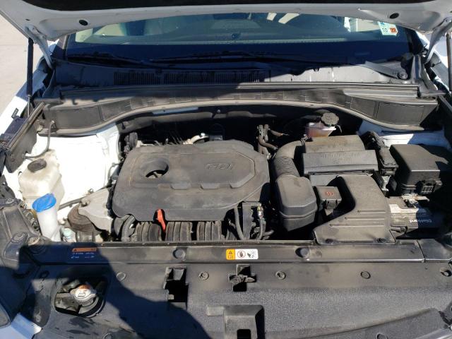 Photo 12 from auction – 2017 HYUNDAI SANTA FE S with VIN 5NMZU3LB1HH047298