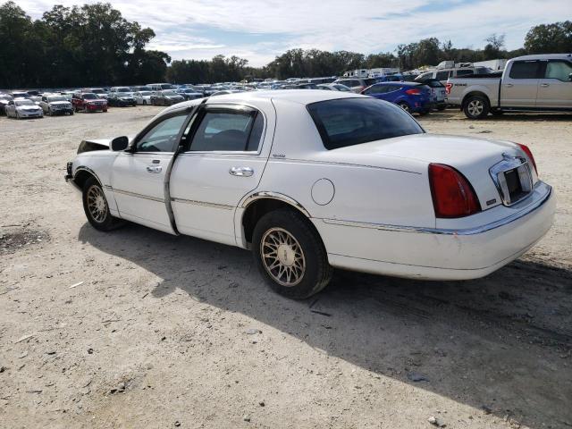 Photo 2 from auction – 2001 LINCOLN TOWN CAR with VIN 1LNHM82W31Y606947