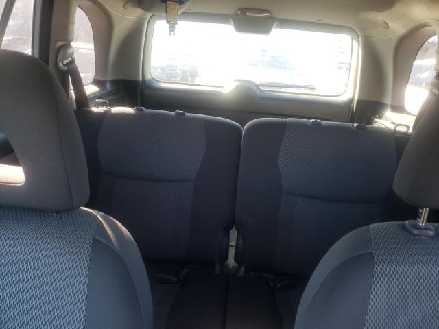 Photo 10 from auction – 2004 TOYOTA RAV4 with VIN JTEGD20VX40027038