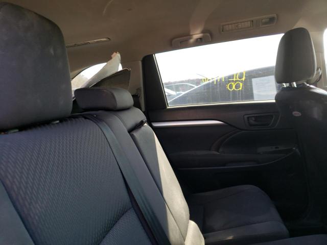 Photo 11 from auction – 2015 TOYOTA HIGHLANDER with VIN 5TDZARFH8FS016619