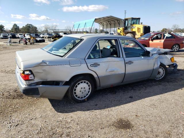 Photo 3 from auction – 1991 MERCEDES-BENZ 300 E with VIN WDBEA30E5MB359174