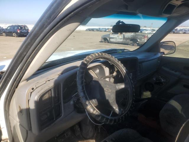 Photo 8 from auction – 2000 CHEVROLET SILVERADO with VIN 2GCEC19V0Y1407785