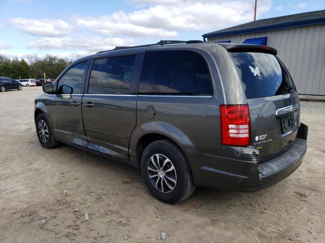 Photo 2 from auction – 2010 CHRYSLER TOWN & COU with VIN 2A4RR4DE3AR346958