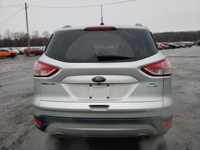 Photo 6 from auction – 2016 FORD ESCAPE SE with VIN 1FMCU9GX4GUB84916