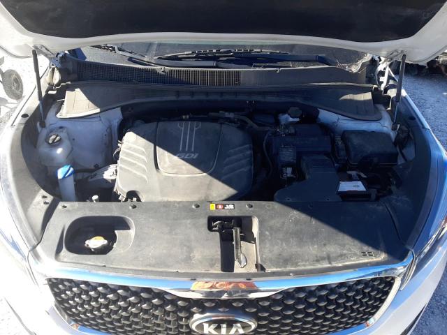 Photo 11 from auction – 2016 KIA SORENTO SX with VIN 5XYPKDA51GG174352