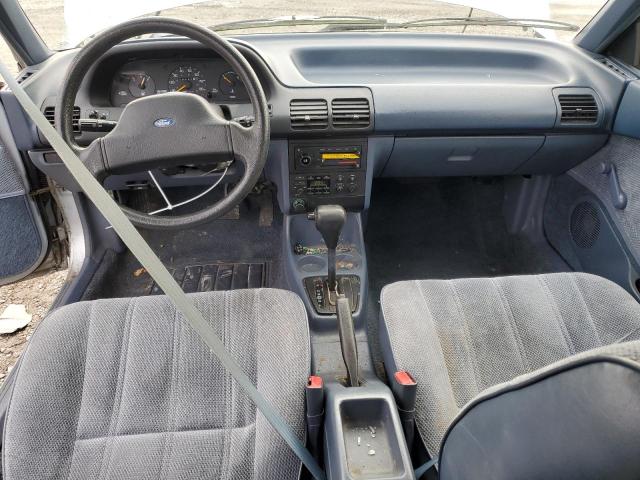 Photo 8 from auction – 1993 FORD ESCORT with VIN 3FAPP15J8PR138273