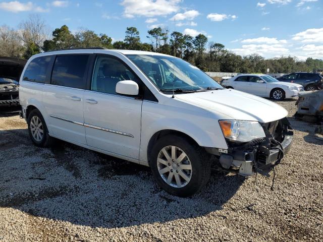 Photo 4 from auction – 2015 CHRYSLER TOWN & COU with VIN 2C4RC1BG2FR718016