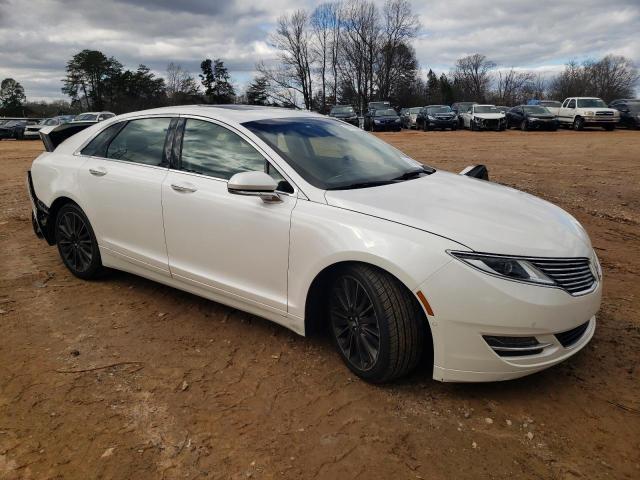 Photo 4 from auction – 2015 LINCOLN MKZ with VIN 3LN6L2J94FR612152