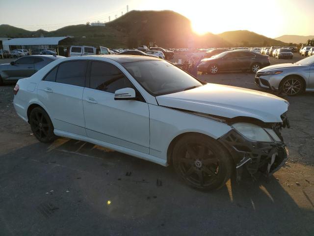 Photo 4 from auction – 2010 MERCEDES-BENZ E 550 with VIN WDDHF7CB5AA034122