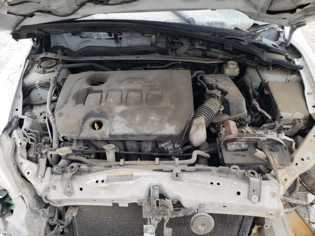 Photo 11 from auction – 2017 TOYOTA COROLLA L with VIN 5YFBURHEXHP673994