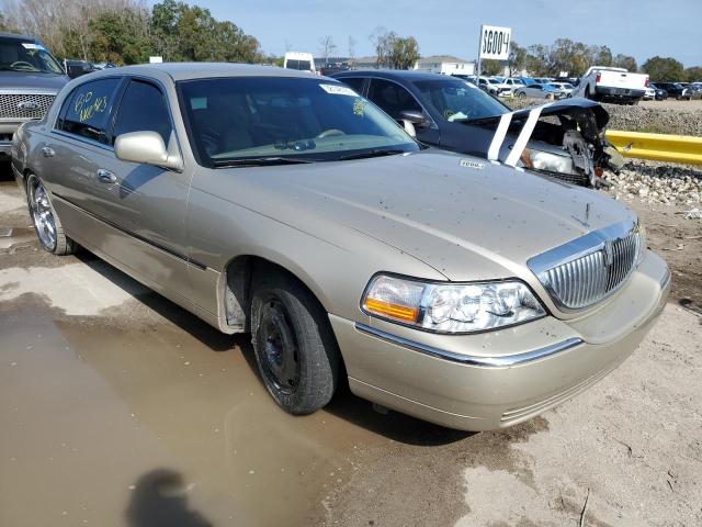 Photo 4 from auction – 2004 LINCOLN TOWN CAR U with VIN 1LNHM83WX4Y644470