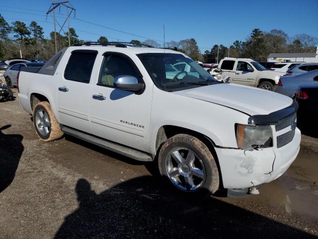 Photo 4 from auction – 2011 CHEVROLET AVALANCHE with VIN 3GNMCFE08BG158385