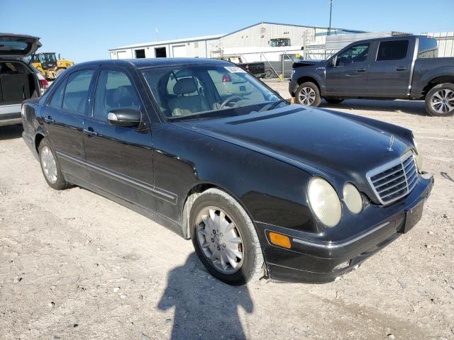 Photo 4 from auction – 2000 MERCEDES-BENZ E 320 with VIN WDBJF65G9YA959770