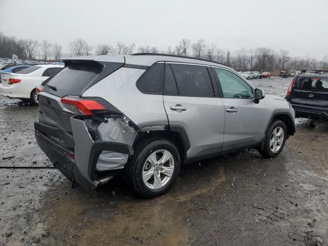 Photo 3 from auction – 2019 TOYOTA RAV4 XLE with VIN 2T3P1RFV2KC055889