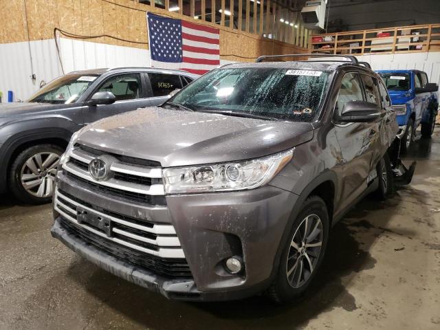 Photo 1 from auction – 2019 TOYOTA HIGHLANDER with VIN 5TDJZRFH1KS917833