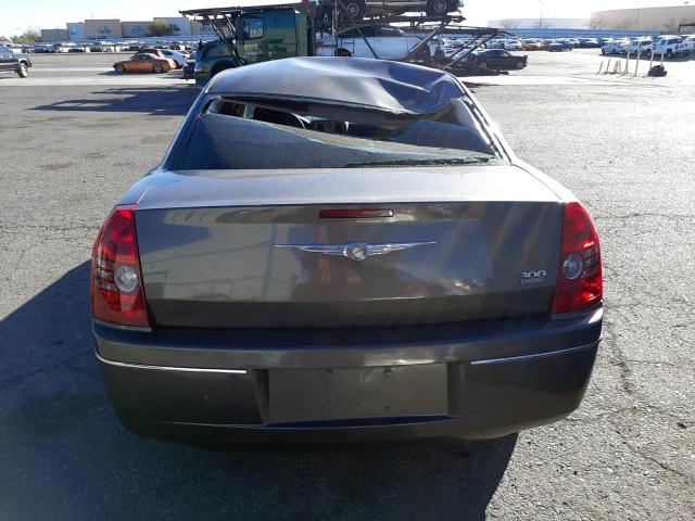 Photo 6 from auction – 2010 CHRYSLER 300 TOURIN with VIN 2C3CA4CD2AH149818