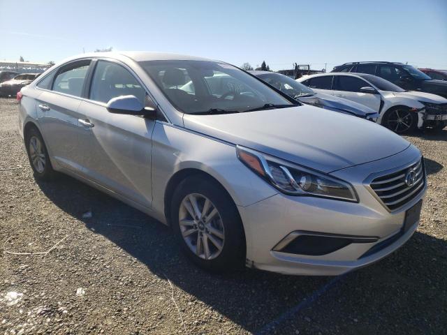 Photo 4 from auction – 2016 HYUNDAI SONATA SE with VIN 5NPE24AF8GH388571