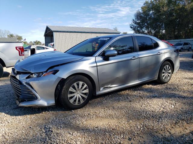 TOYOTA CAMRY LE 2022 with VIN 4T1C31AK1NU578355 - Photo from auction