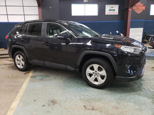 Photo 4 from auction – 2021 TOYOTA RAV4 XLE with VIN 2T3P1RFV4MW212890