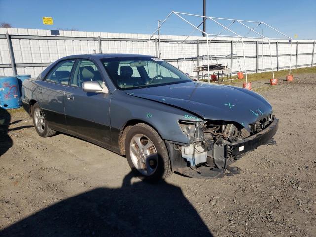 Photo 4 from auction – 2000 LEXUS ES 300 with VIN JT8BF28G5Y0268041