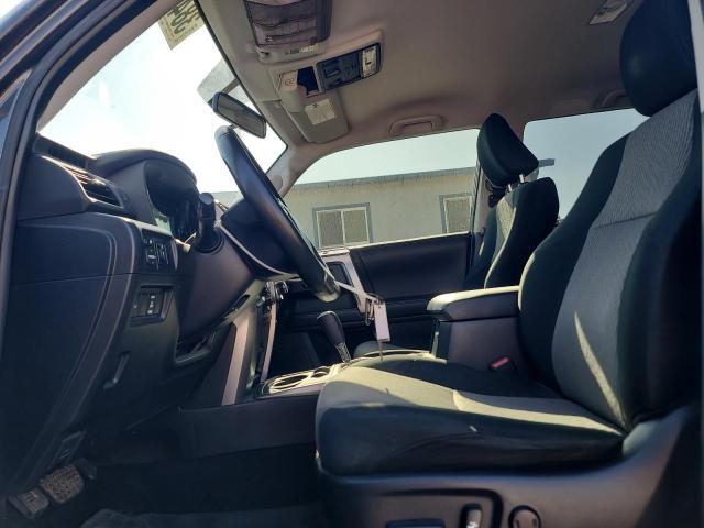 Photo 7 from auction – 2018 TOYOTA 4RUNNER SR with VIN JTEZU5JR3J5175056
