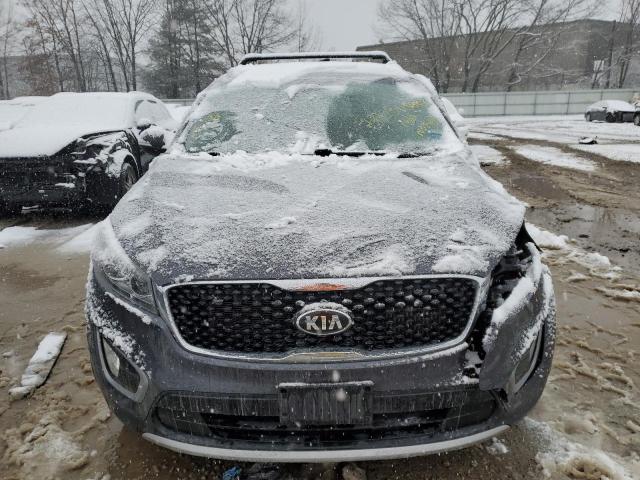 Photo 5 from auction – 2016 KIA SORENTO EX with VIN 5XYPHDA10GG124019