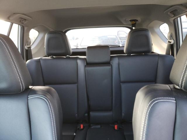 Photo 10 from auction – 2018 TOYOTA RAV4 LIMIT with VIN 2T3DFREV4JW743654
