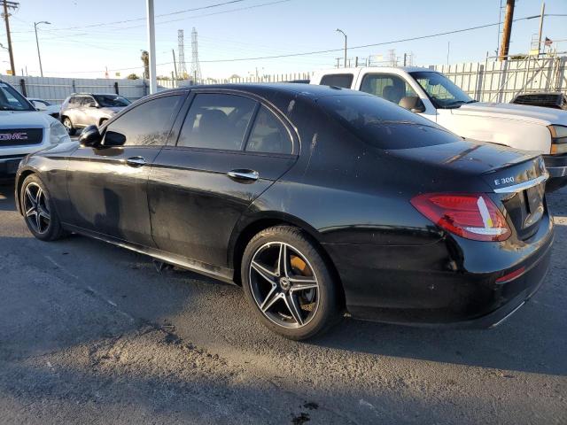 Photo 2 from auction – 2018 MERCEDES-BENZ E 300 with VIN WDDZF4JB2JA351135