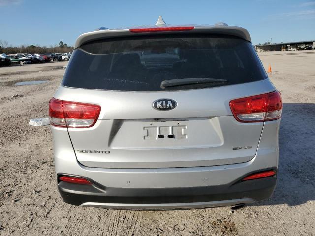 Photo 6 from auction – 2017 KIA SORENTO EX with VIN 5XYPH4A52HG193315