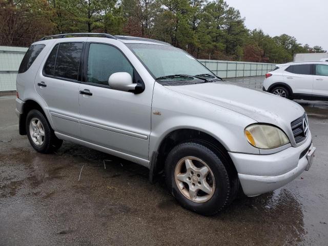 Photo 4 from auction – 2000 MERCEDES-BENZ ML 320 with VIN 4JGAB54E7YA166163