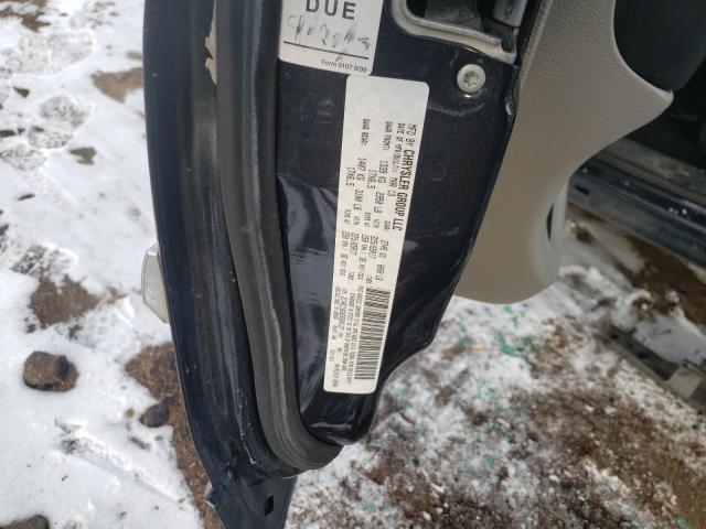 Photo 14 from auction – 2013 CHRYSLER TOWN & COU with VIN 2C4RC1BG8DR684127