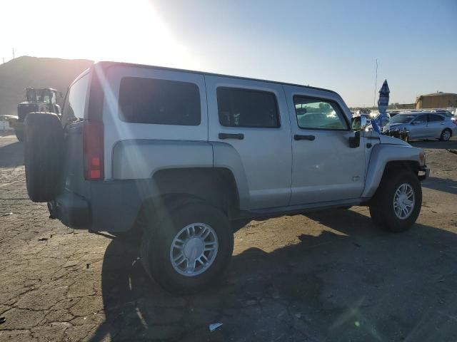 Photo 3 from auction – 2008 HUMMER H3 with VIN 5GTEN13E888104990
