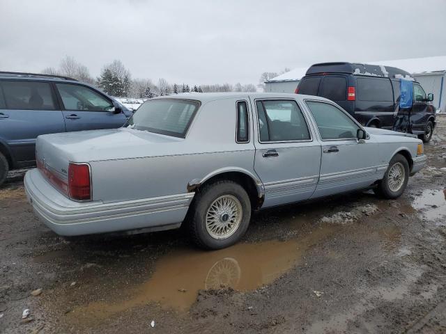 Photo 3 from auction – 1993 LINCOLN TOWN CAR E with VIN 1LNLM81WXPY667880