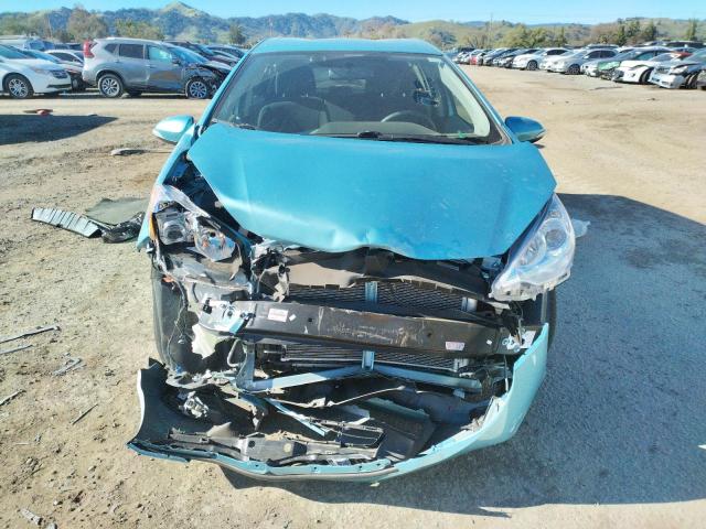 Photo 5 from auction – 2012 TOYOTA PRIUS C with VIN JTDKDTB3XC1026223