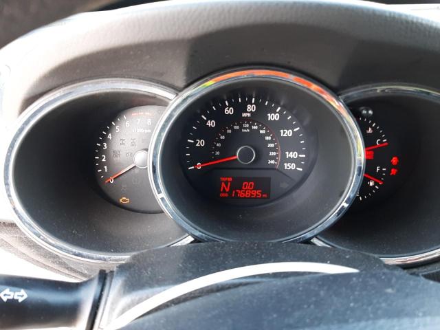 Photo 9 from auction – 2011 KIA SORENTO BA with VIN 5XYKTCA18BG015268