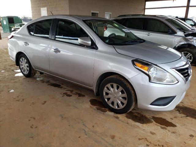 Photo 4 from auction – 2017 NISSAN VERSA S with VIN 3N1CN7AP4HK469652
