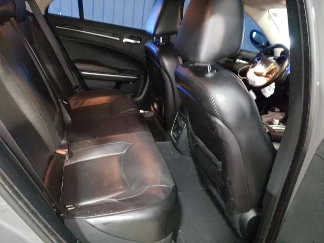 Photo 10 from auction – 2019 CHRYSLER 300 LIMITE with VIN 2C3CCAKG9KH690869