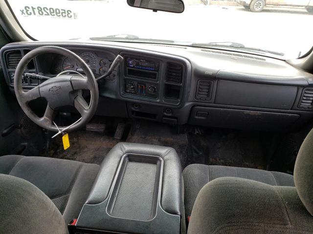 Photo 8 from auction – 2004 CHEVROLET SILVERADO with VIN 1GCHC23U64F230701
