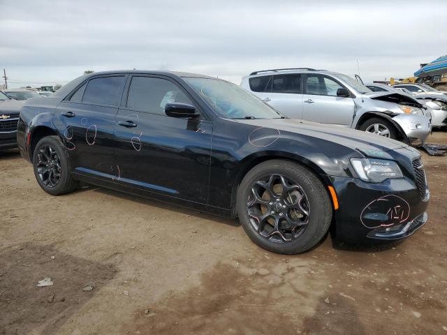 Photo 4 from auction – 2019 CHRYSLER 300 S with VIN 2C3CCAGG4KH648439