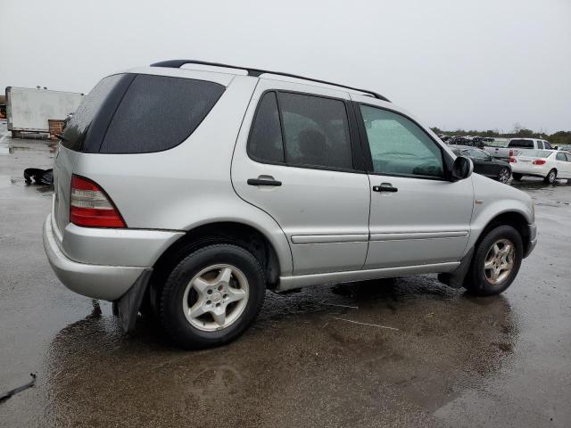 Photo 3 from auction – 2000 MERCEDES-BENZ ML 320 with VIN 4JGAB54E7YA166163