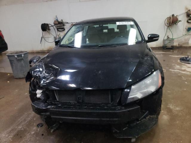 Photo 5 from auction – 2014 VOLKSWAGEN PASSAT SE with VIN 1VWBS7A31EC062398