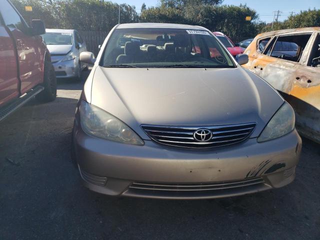 Photo 5 from auction – 2005 TOYOTA CAMRY LE with VIN 4T1BF30K85U594049