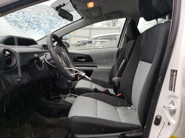 Photo 7 from auction – 2014 TOYOTA PRIUS C with VIN JTDKDTB38E1560646