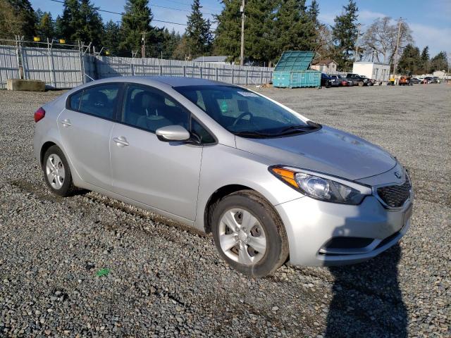 Photo 4 from auction – 2016 KIA FORTE LX with VIN KNAFK4A60G5612952