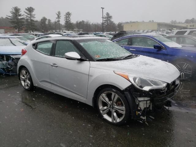 Photo 4 from auction – 2013 HYUNDAI VELOSTER with VIN KMHTC6AD2DU176423