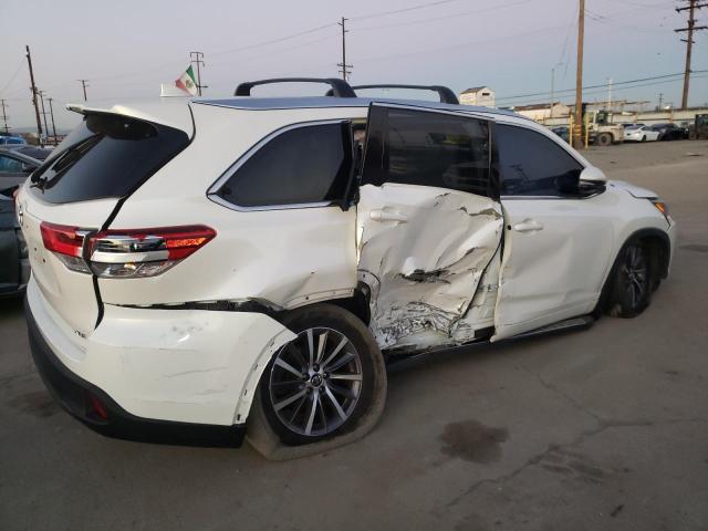 Photo 3 from auction – 2018 TOYOTA HIGHLANDER with VIN 5TDKZRFH9JS268754