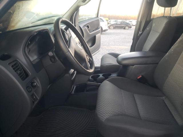 Photo 7 from auction – 2004 FORD ESCAPE XLT with VIN 1FMCU931X4KA96445