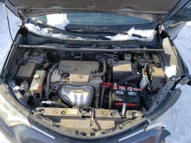 Photo 12 from auction – 2017 TOYOTA RAV4 LE with VIN JTMBFREV4HJ150568